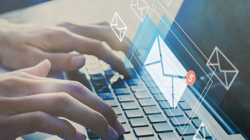 Sử dụng email để trình bày vấn đề chi tiết