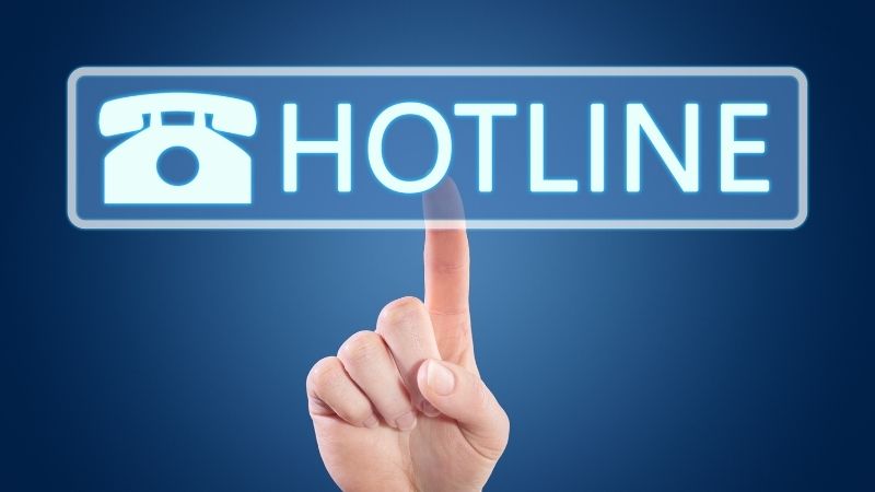 Trao đổi thông tin trực tiếp thông qua hotline